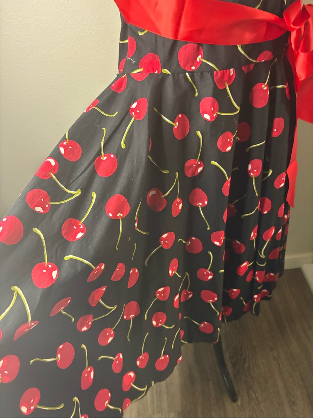 Pinup Girl Cherry Halter Dress With Satin Bows NWT - Picture 4 of 6
